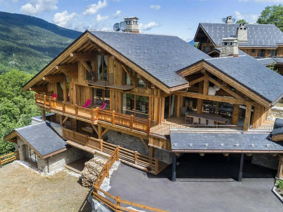 Chalet De Luxe A Meribel : Piscine, Hammam Et Proximite Telesiege - Fr-1-566-5 Les Allues France