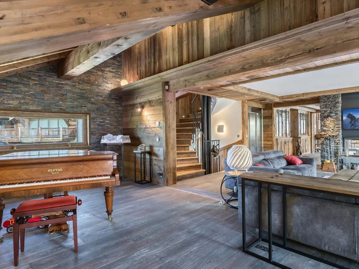 Chalet De Luxe A Meribel : Piscine, Hammam Et Proximite Telesiege - Fr-1-566-5 Les Allues 0*,  France