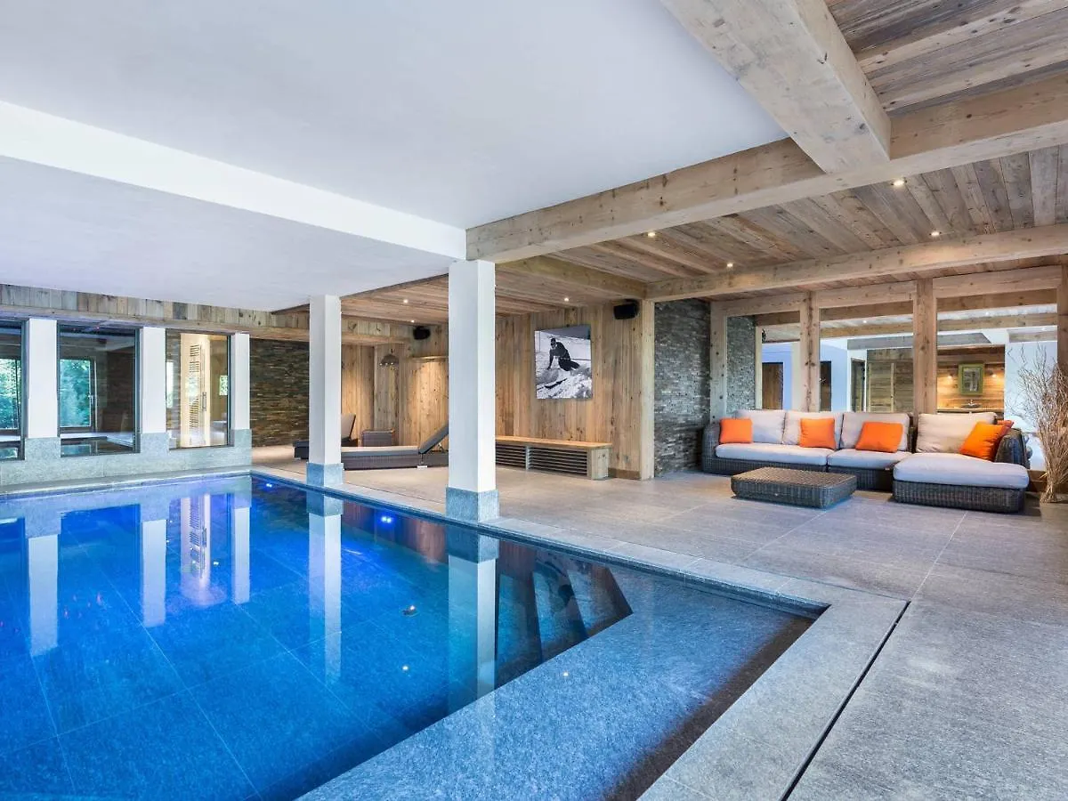 Chalet De Luxe A Meribel : Piscine, Hammam Et Proximite Telesiege - Fr-1-566-5 Les Allues