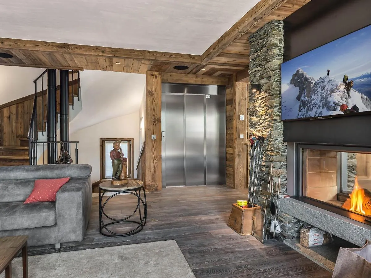 Chalet De Luxe A Meribel : Piscine, Hammam Et Proximite Telesiege - Fr-1-566-5 Les Allues